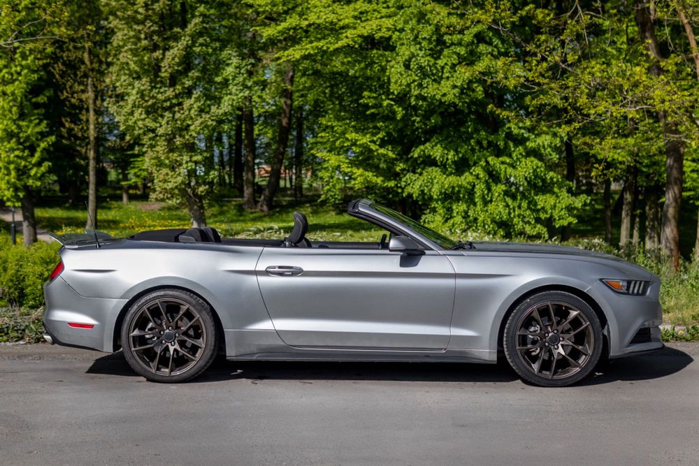 Wynajem aut wypożyczalnia Mustang 3.7 V6 cabrio PROMOCJA 30dni 4990!