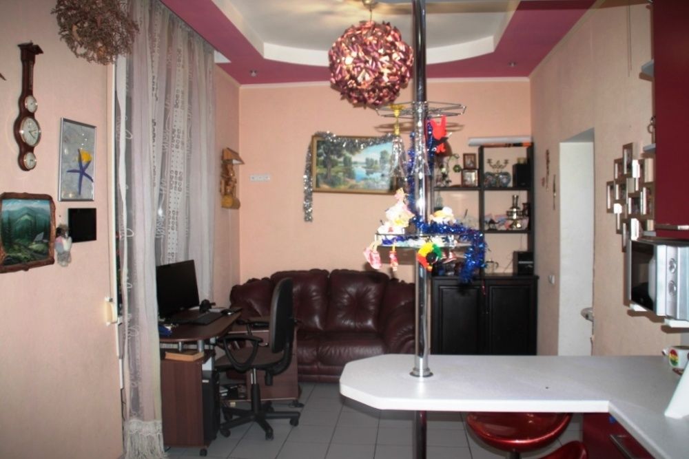 СРОЧНАЯ ПРОДАЖА. Дом 2 этажа, цокольный, Зеленый, Шевченковский