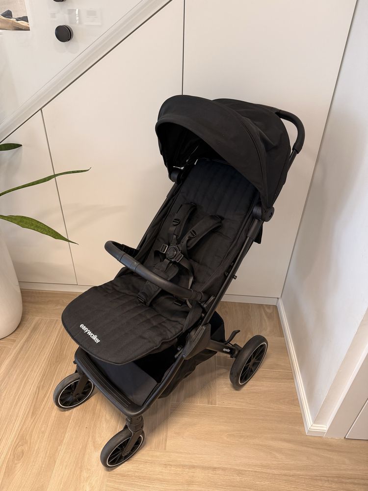 Duży wózek spacerówka Easywalker Jackey2 XL czarny
