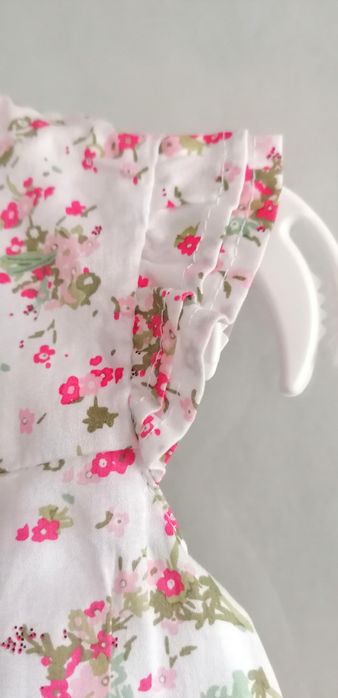 Sukienka coccodrillo 68 jak nowa