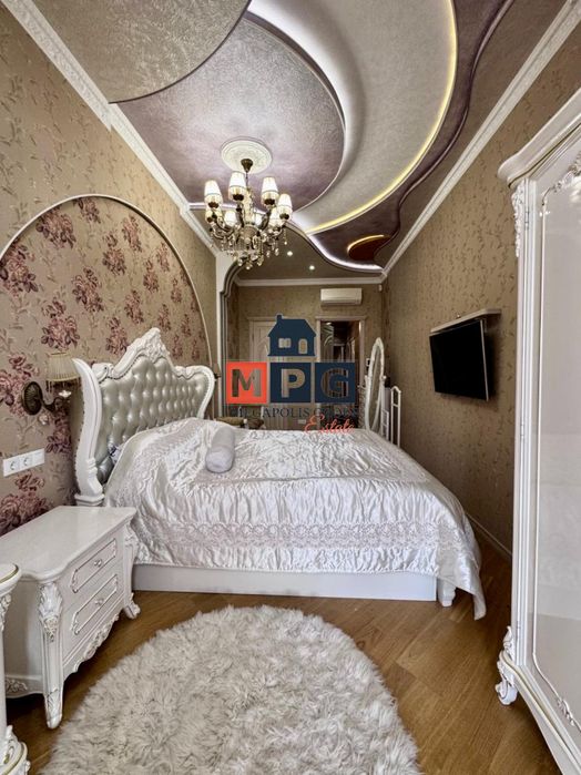 Продаж 3-кімнатної квартири / ЖК «Будинок на Набережній», Банний.