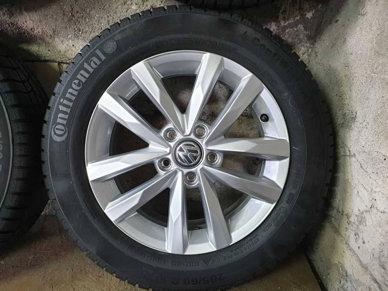 Felgi alu VW R16 5x112 opony zimowe 205/60R16 9,4mm Continental