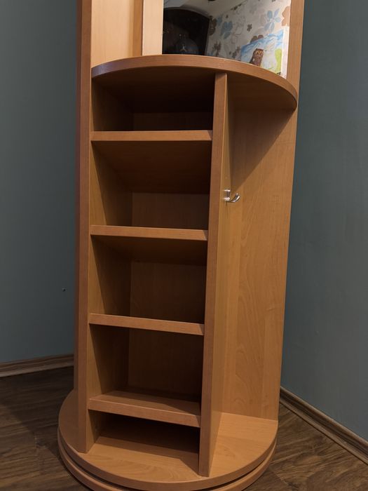 Шафа в передпокій