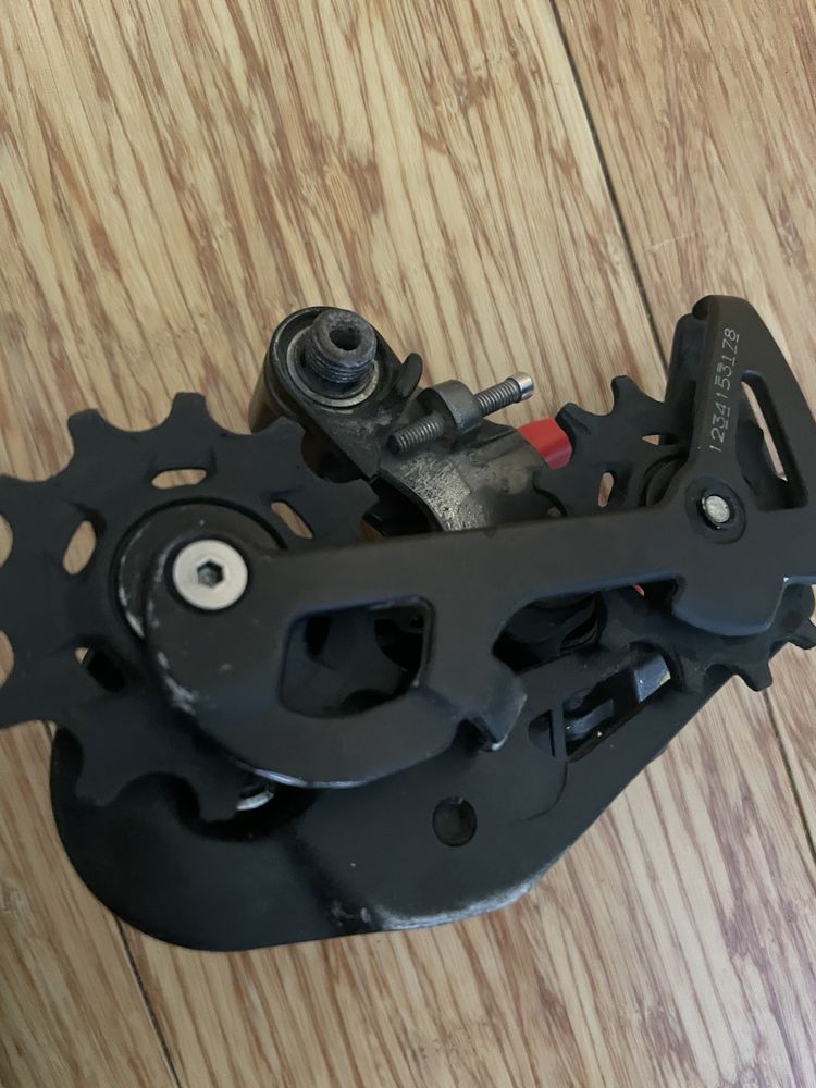 Sram Rival Xplr Axs 12 przerzutka tylna