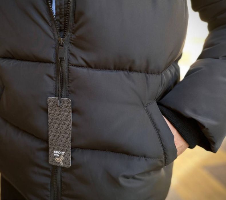 Зимова чоловіча курточка, легка тепла чорна курточка від Uder Armour