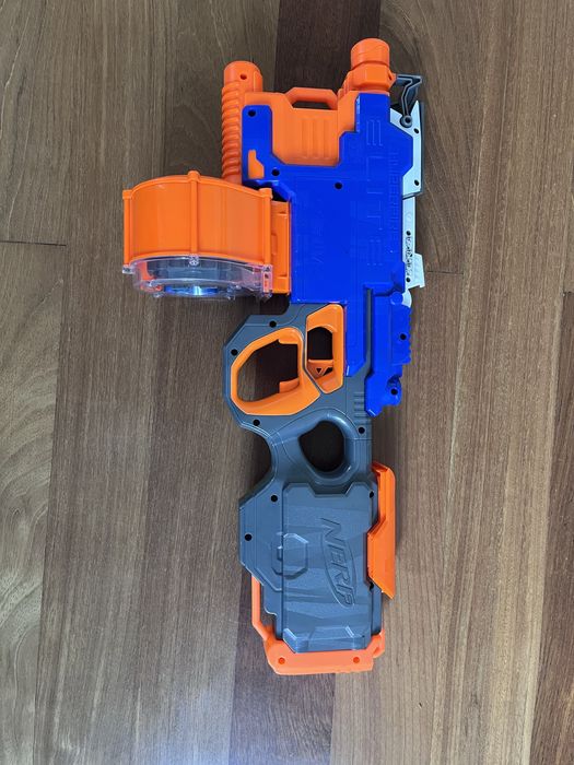 Nerf Hyperfire com carregador