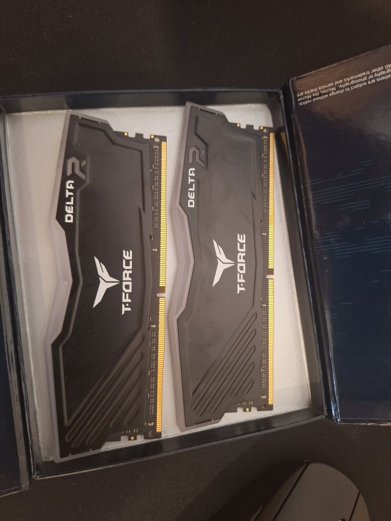 Pc - Memórias ram rgb 8gb x 2 3200 mhz