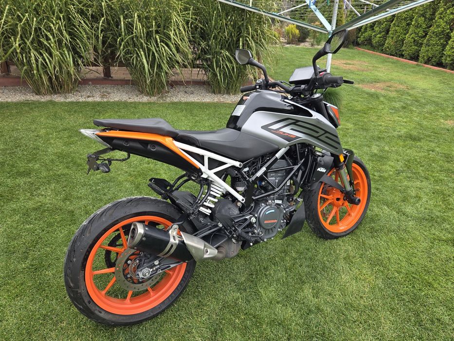 KTM DUKE 125. 2023r
