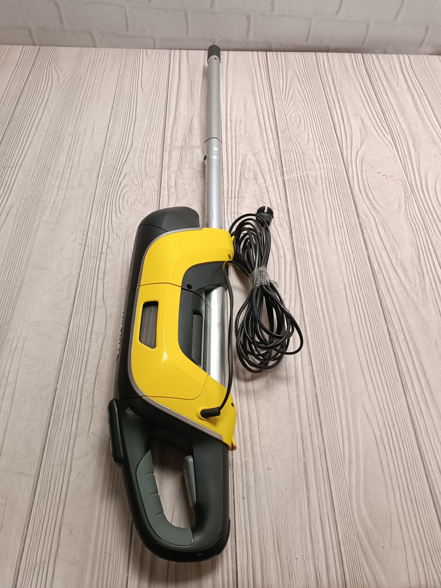 Karcher VC 5 ручний пилосос