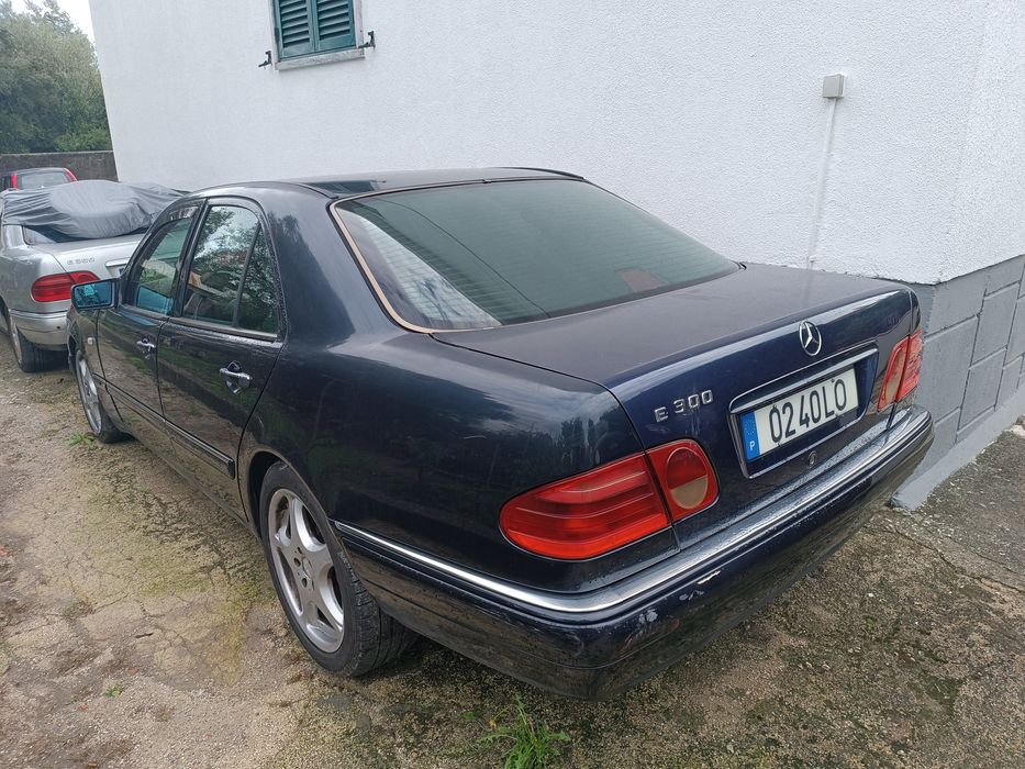 Mercedes E300 Turbo Diesel ( OM606 )