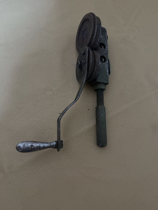 Выпрямитель крышек