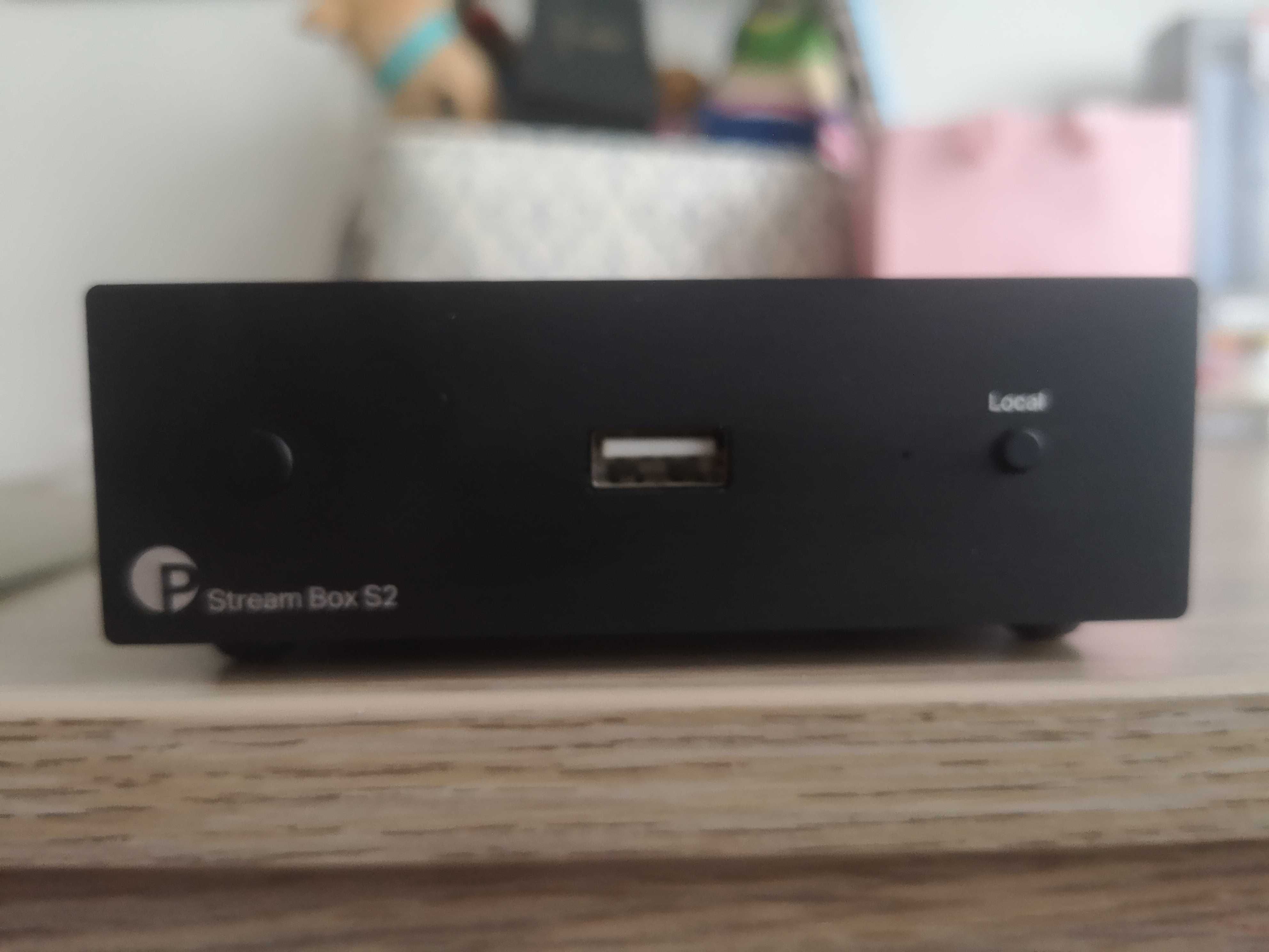 Cambridge AXR100 wzmacniacz radio dac plus Pro-Ject Stream BOX2