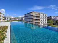 Apartamento T3 com varanda e jardim em condomínio privado no Vale d...