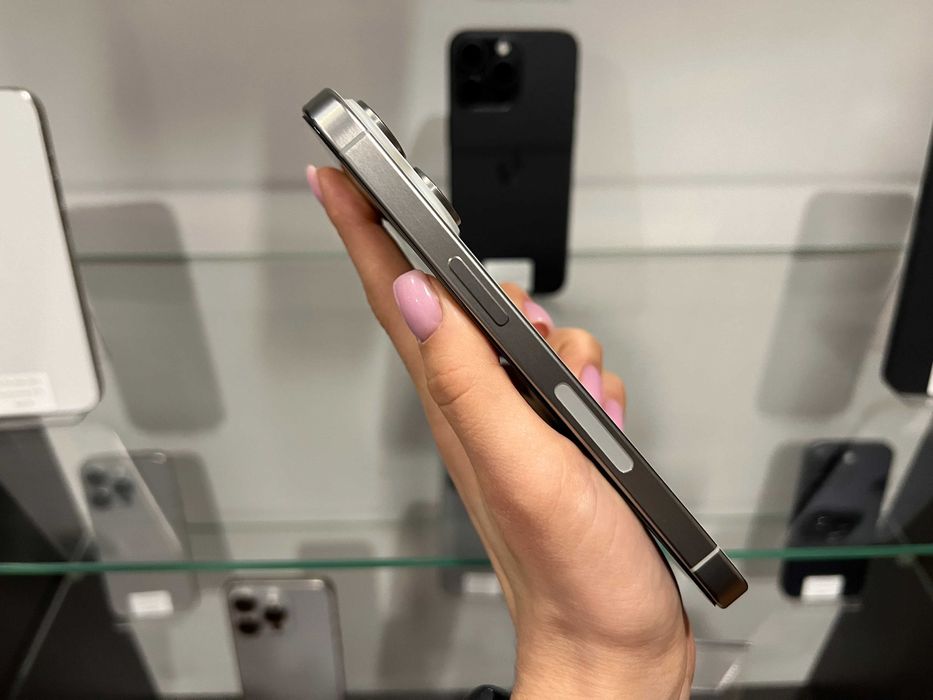 iPhone 15 Pro 256 gb Neverlock / від Магазину + Гарантія / Обмін