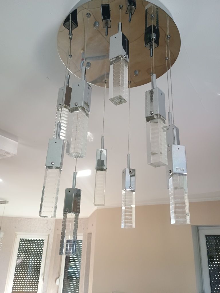 żyrandol lampa salon
