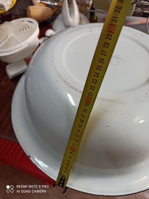 Продам большой таз эмаль.пр.во.ссср.для варенья.