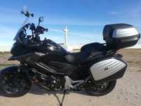 Honda NC750x (como nova)