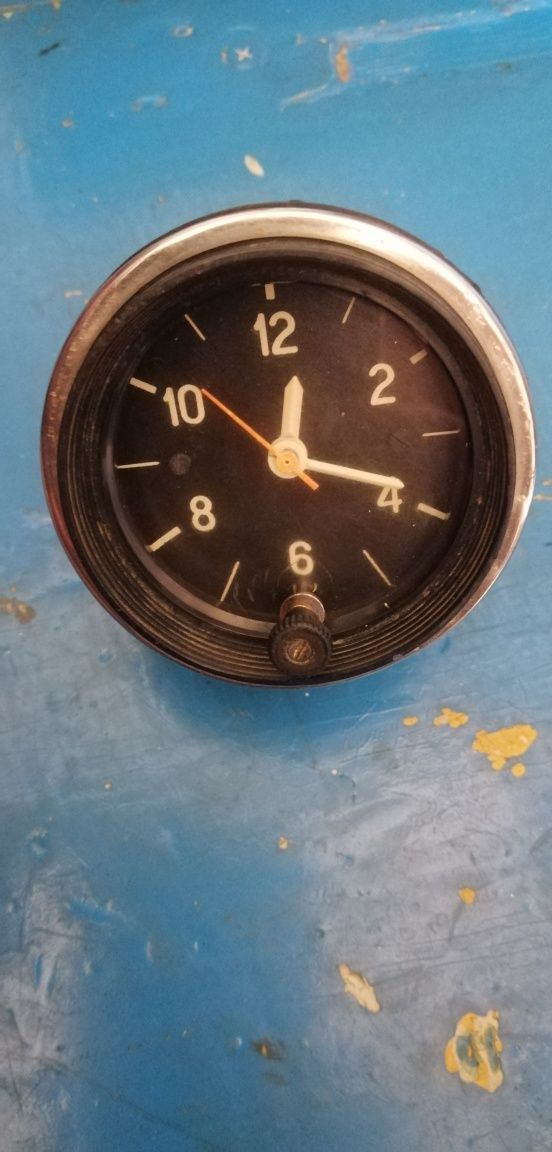 Часы на авто 12 в