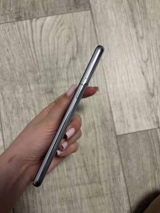 Samsung Galaxy S21 Plus 5G 128 ГБ (американська версія, Snapdragon)