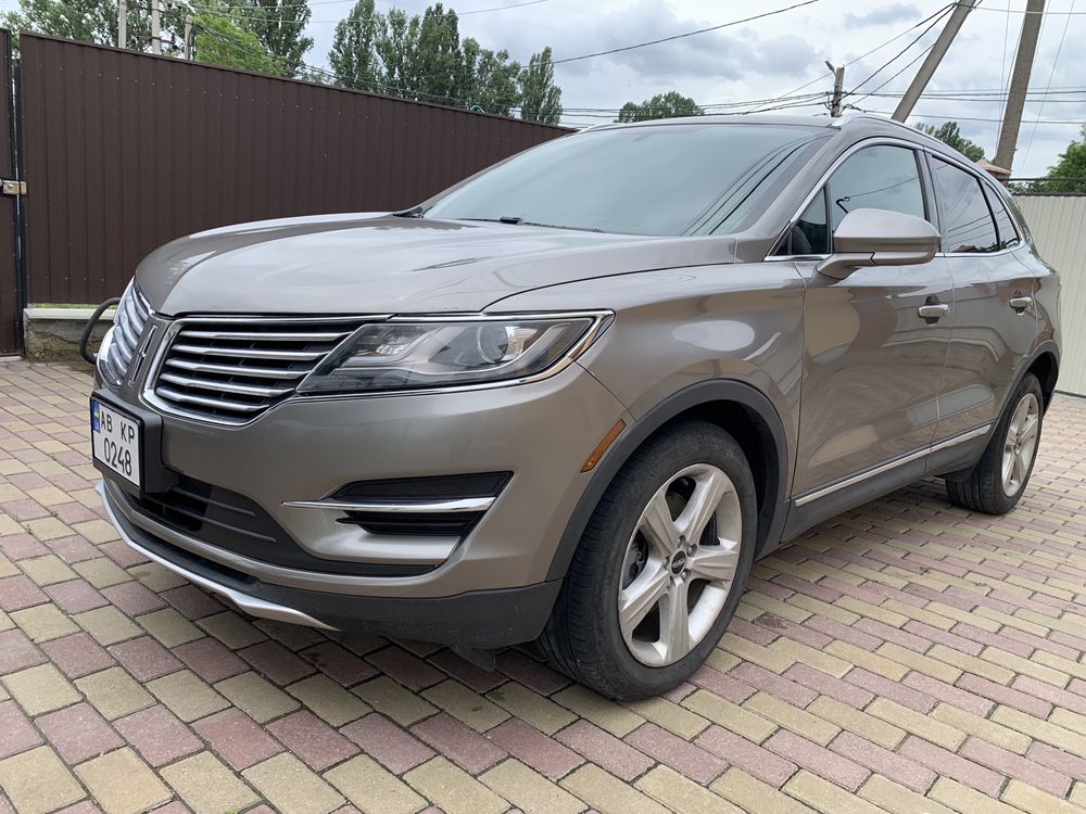 Продам Lincoln MKC 2016