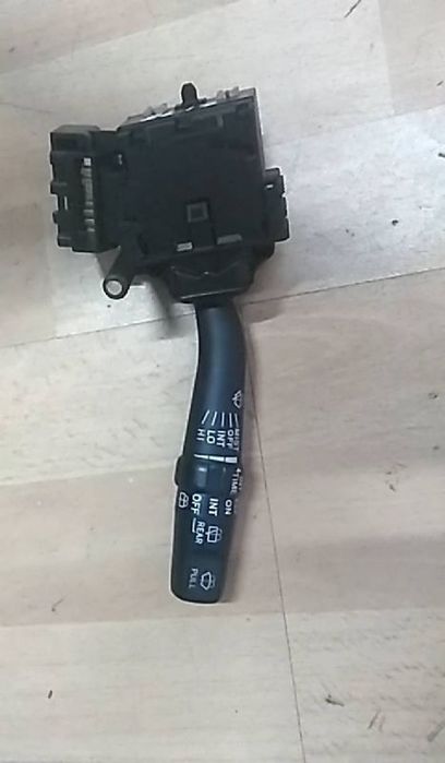 Comutador Escovas Toyota Corolla Verso (Zer_, Zze12_, R1_)