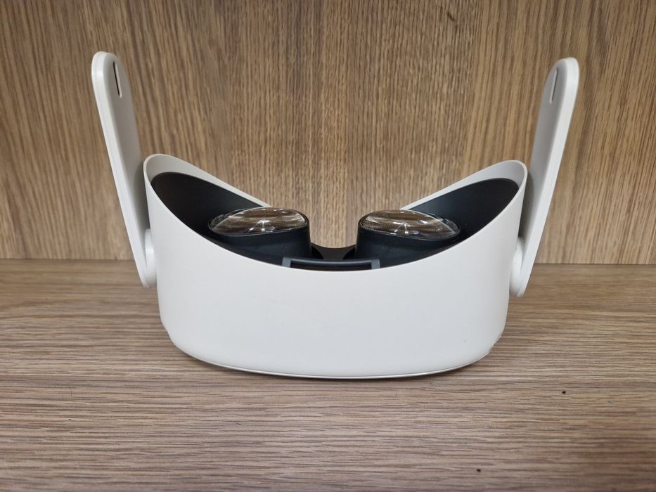 Окуляри Meta Oculus Quest 2 VR(128Gb) без контролерів та аксесуарів