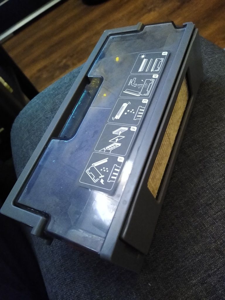 Pojemnik na kurz plus filtr Deebot ecovacs
