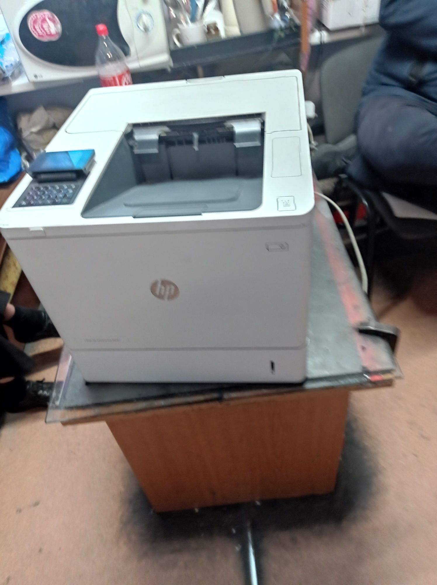 Принтер лазерний HP M607