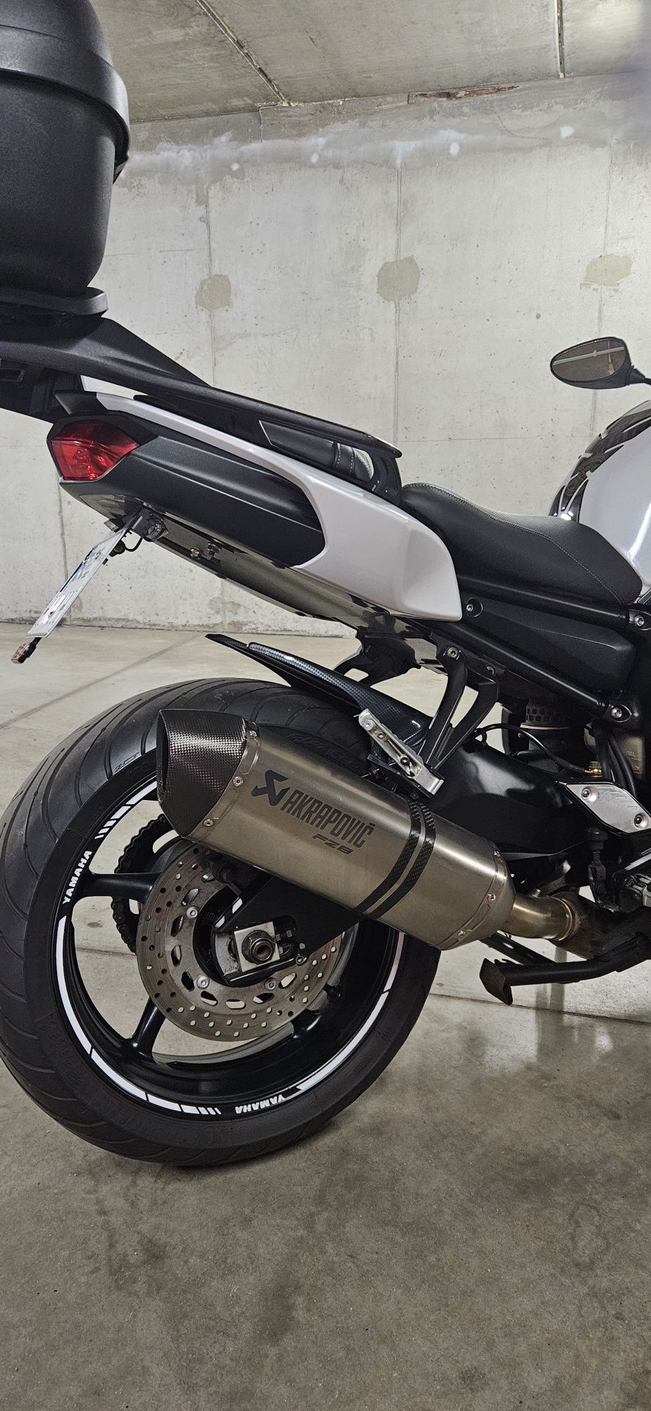 Sprzedam Yamaha FZ8