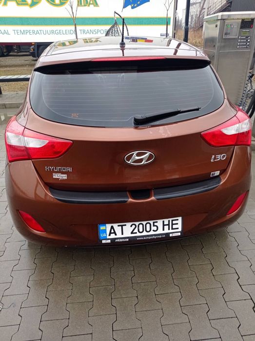 Автомобіль Hyundai j30