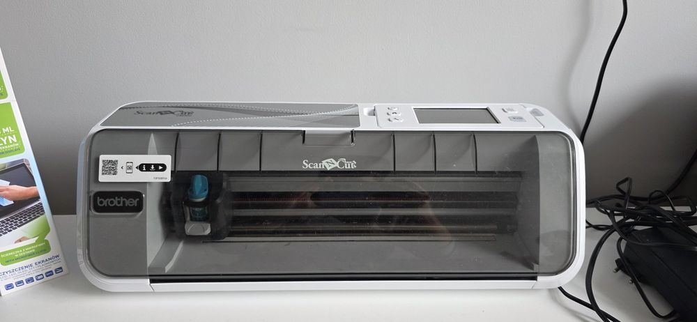 Ploter BROTHER ScanNCut cm300