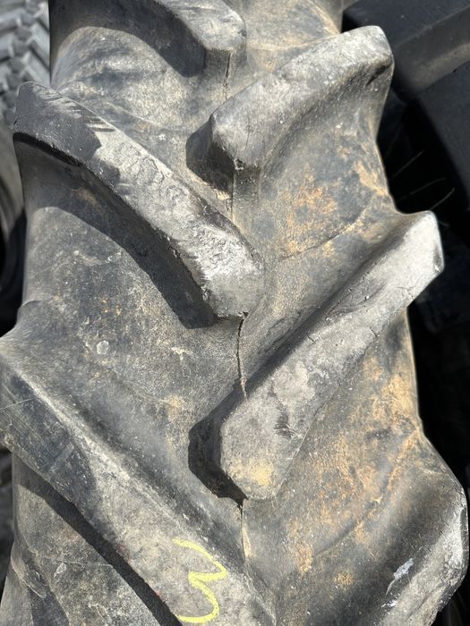 Opona 12.4r46 300/95r46 Alliance A-350