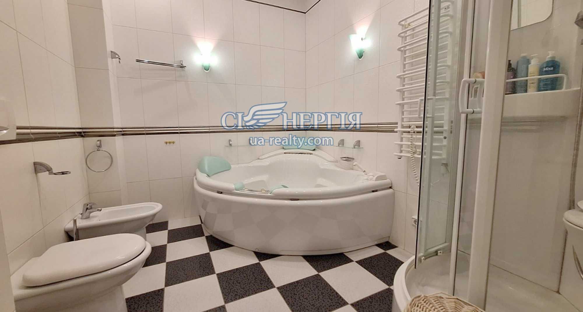 БЕЗ КОМІСІЇ! 3-кім 124,8м.кв. вул. Вороб'йова Генерала ( Курська ), 3