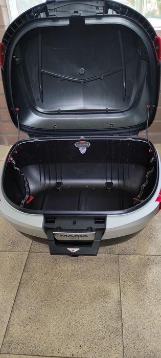 Kufer centralny givi v56 + stelaż+ płyta Honda VFR 1200