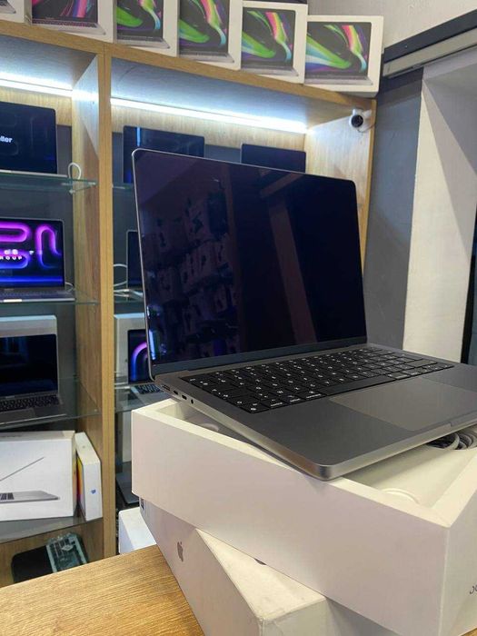 Ноутбук Apple MacBook Pro 14" M3 8/512GB Space Gray (MTL73) 2023