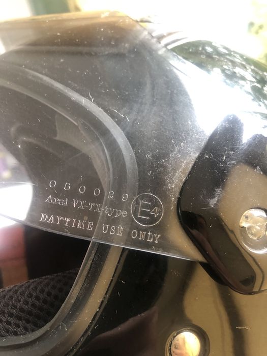 Продам шлем Arai