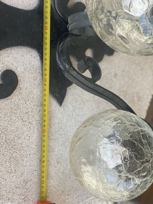 Aplique grande ferro muito antigo com globos