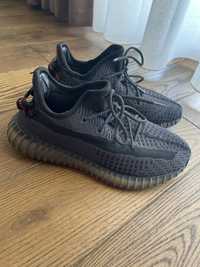 Кросівки Yeezy(ізіки)