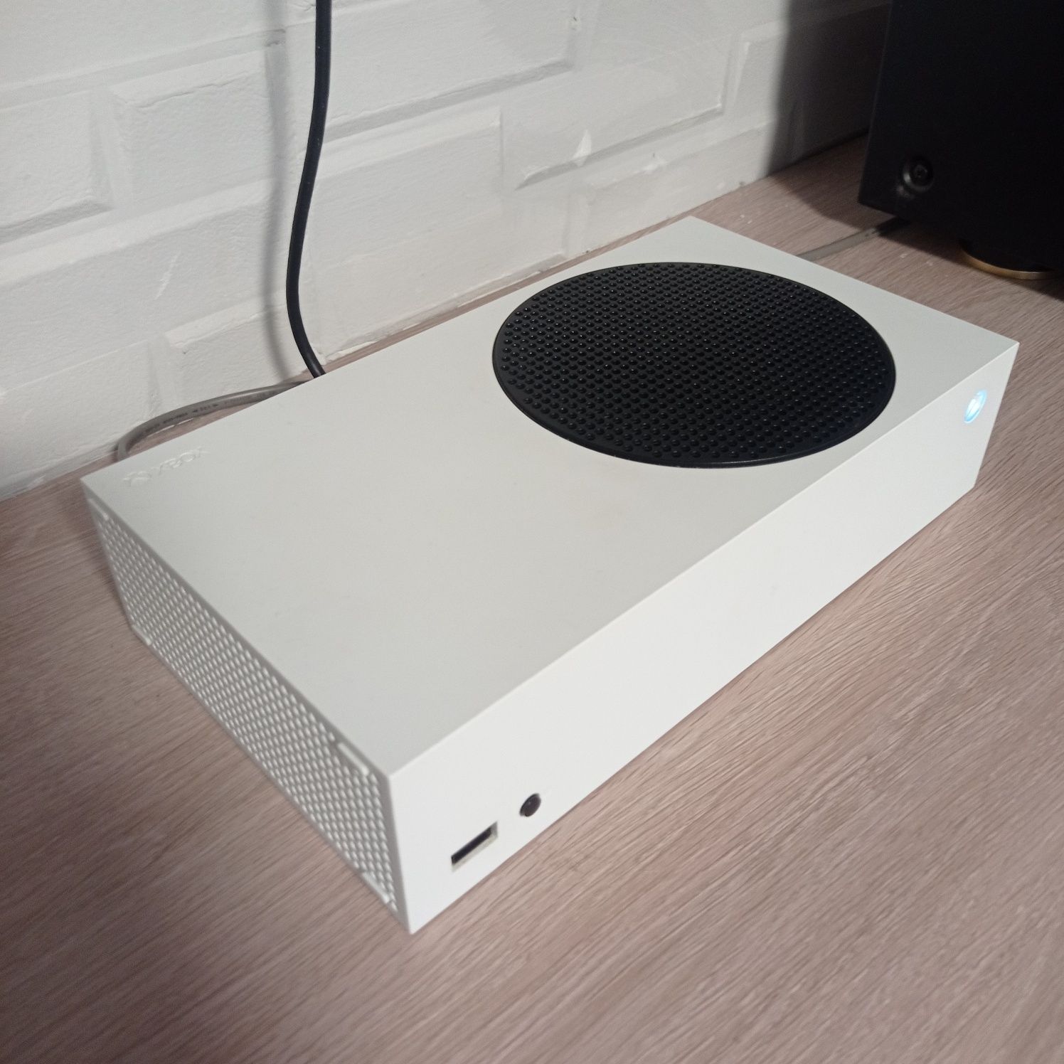 Xbox series S . Рік гарантії !