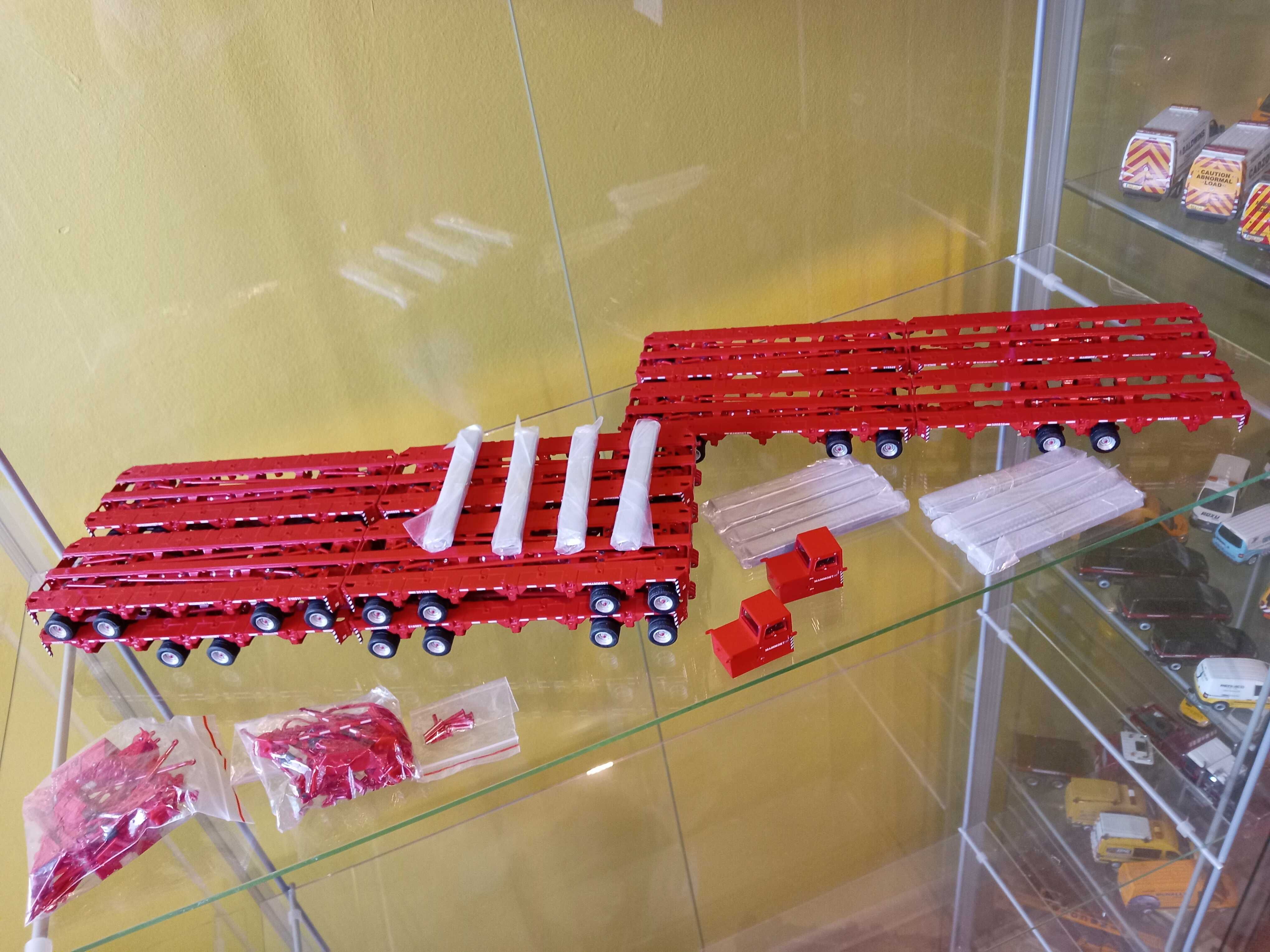 Model WSI 1:50 Mammoet MEGA przyczepy Scheuerle Intercombi - Coke Drum
