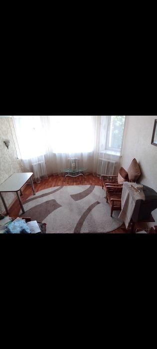 Палац ( ковер)на пол ,чистий без пошкоджень