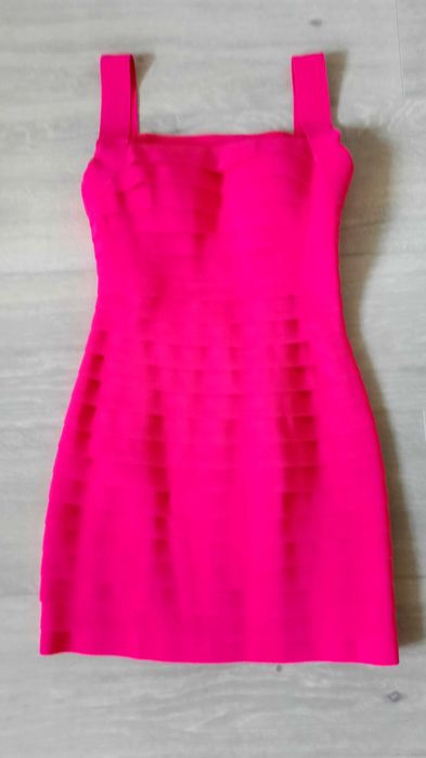 Коктейльна сукня