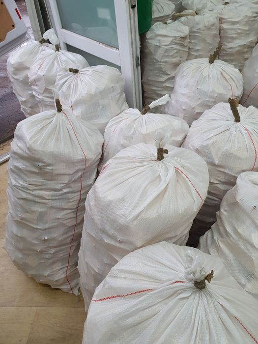 Дрова на Розпалювання в Ужгороді: обрізки бруса СУХОЇ смереки в мішках