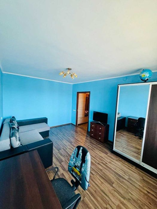 2х кімнатна квартира на 8 Березня - окремі спальні