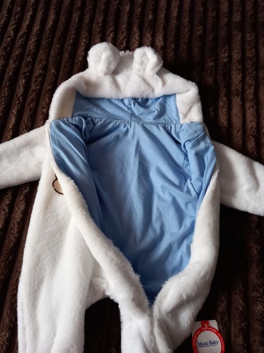 Осінній комбінезон новий