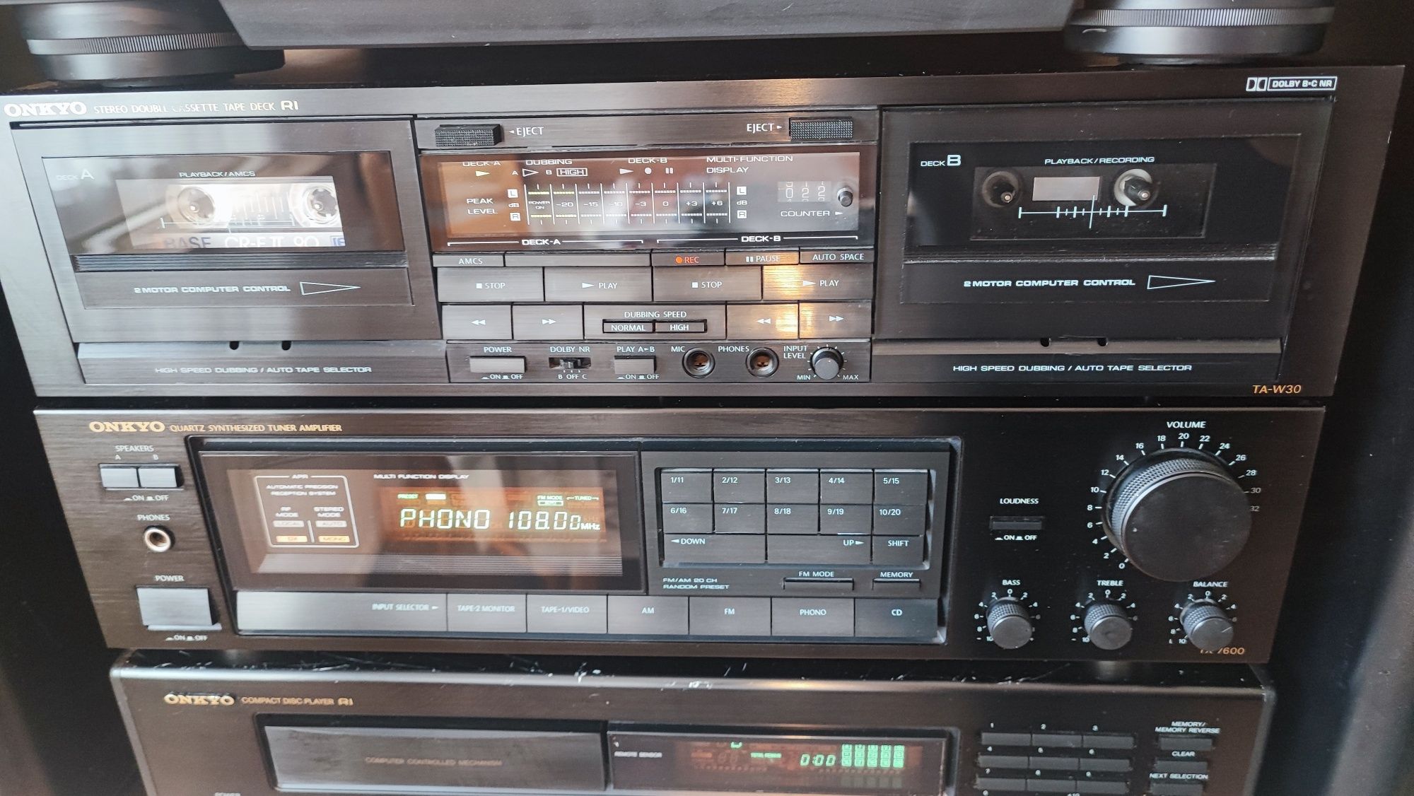 Wieża Onkyo plus kolumny