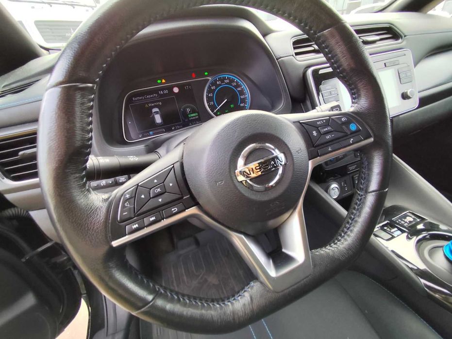NISSAN LEAF II N-Connecta 40 квт на 270 км