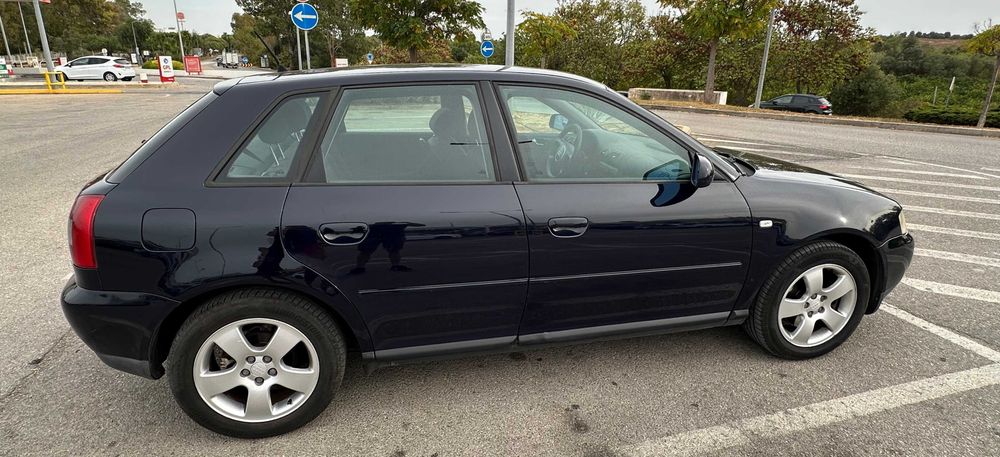 Audi A3 8L 1.9 TDI 130 CV Hatchback 6 velocidades 2001/08 324.000KM