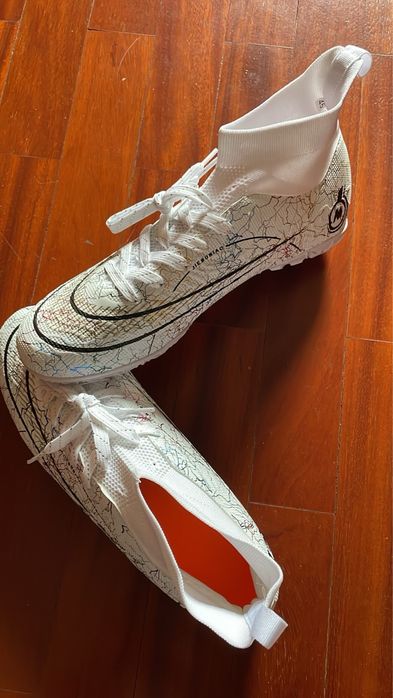 Chuteiras De Futsal