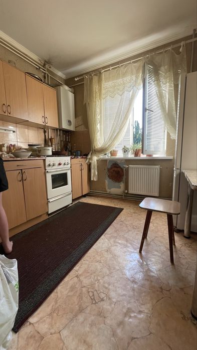 Продаж 3 кім з АО 1 кмкр